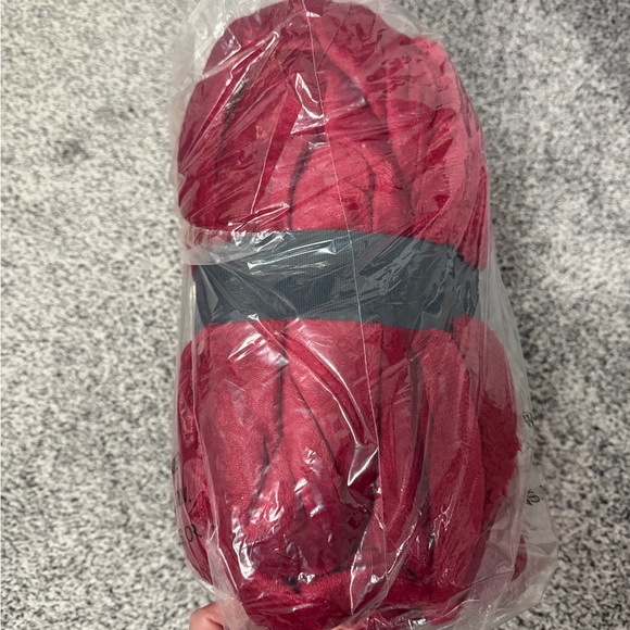 Berkshire Rouge Red VelvetSoft Reverse to Sherpa Throw